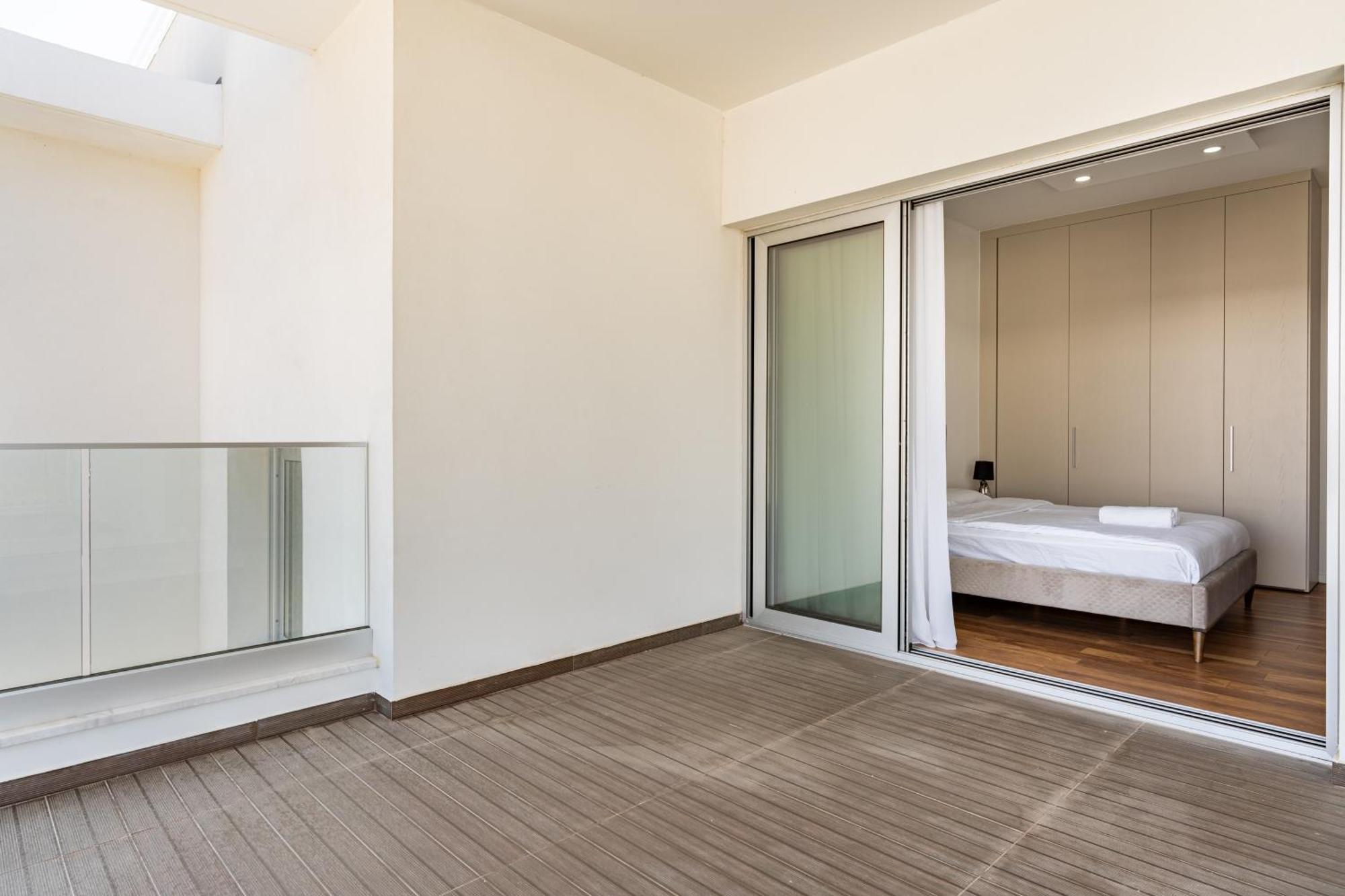 לימסול Yamas Urban Living Zakaki Pool Penthouses & Apartments מראה חיצוני תמונה