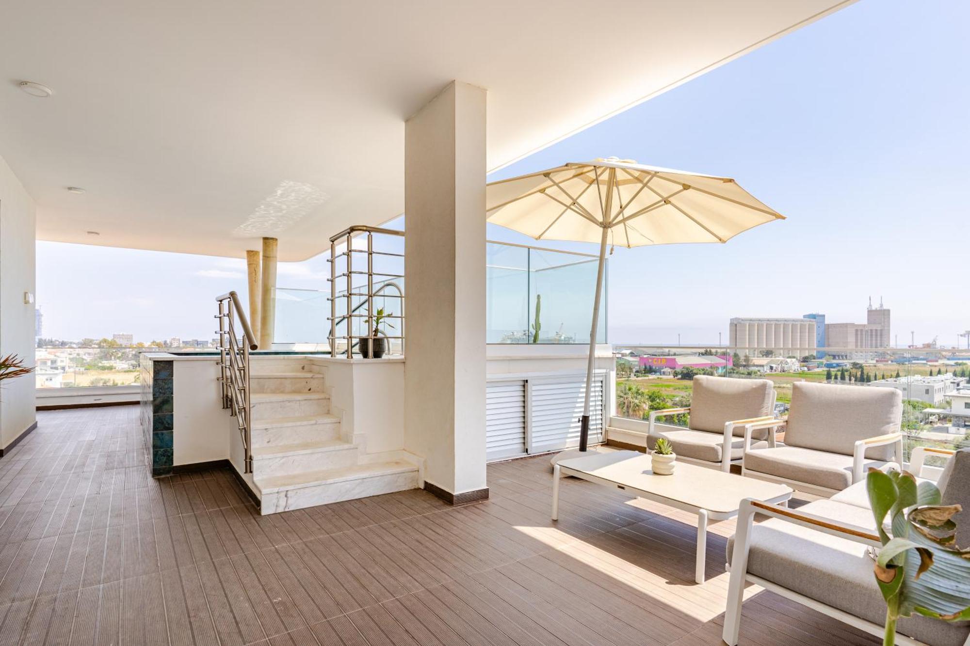לימסול Yamas Urban Living Zakaki Pool Penthouses & Apartments מראה חיצוני תמונה