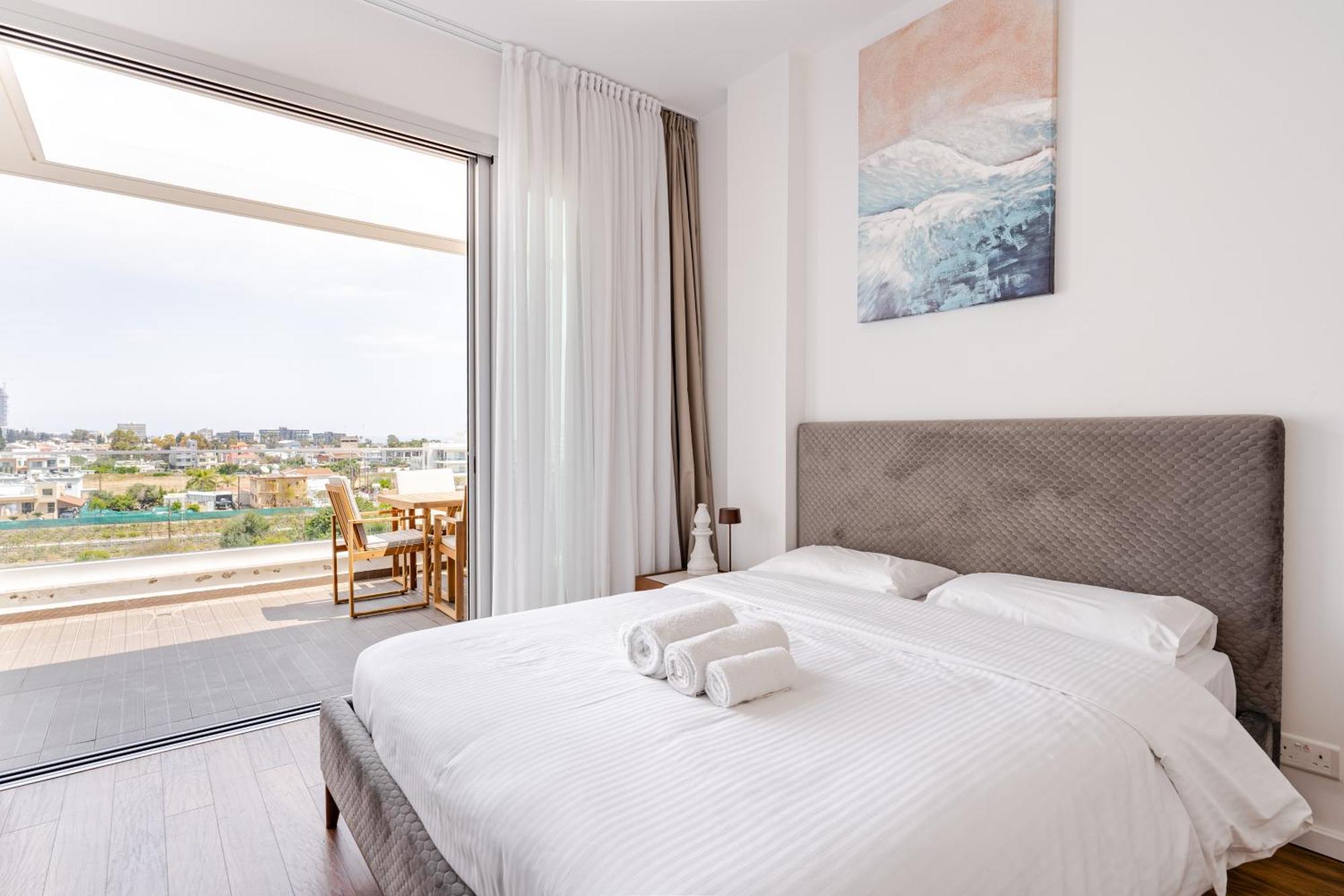 לימסול Yamas Urban Living Zakaki Pool Penthouses & Apartments מראה חיצוני תמונה